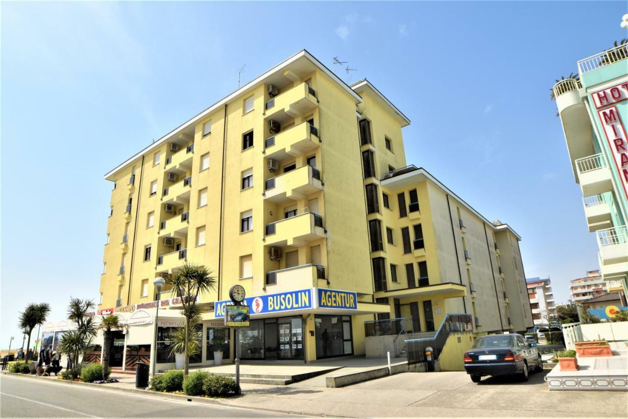 Ippocampo Apartment Бибионе Екстериор снимка