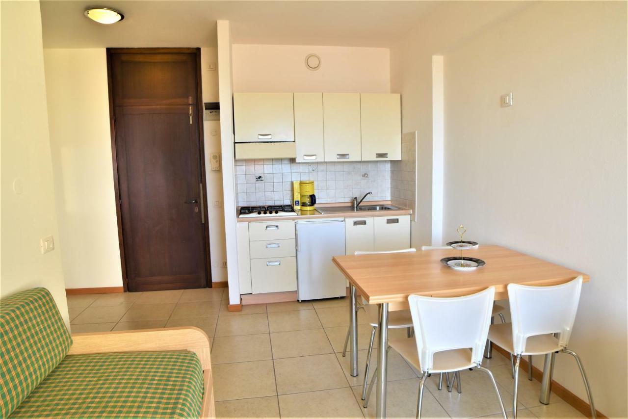 Ippocampo Apartment Бибионе Екстериор снимка